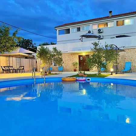 Apartments Villa Mihaela Banj المظهر الخارجي الصورة