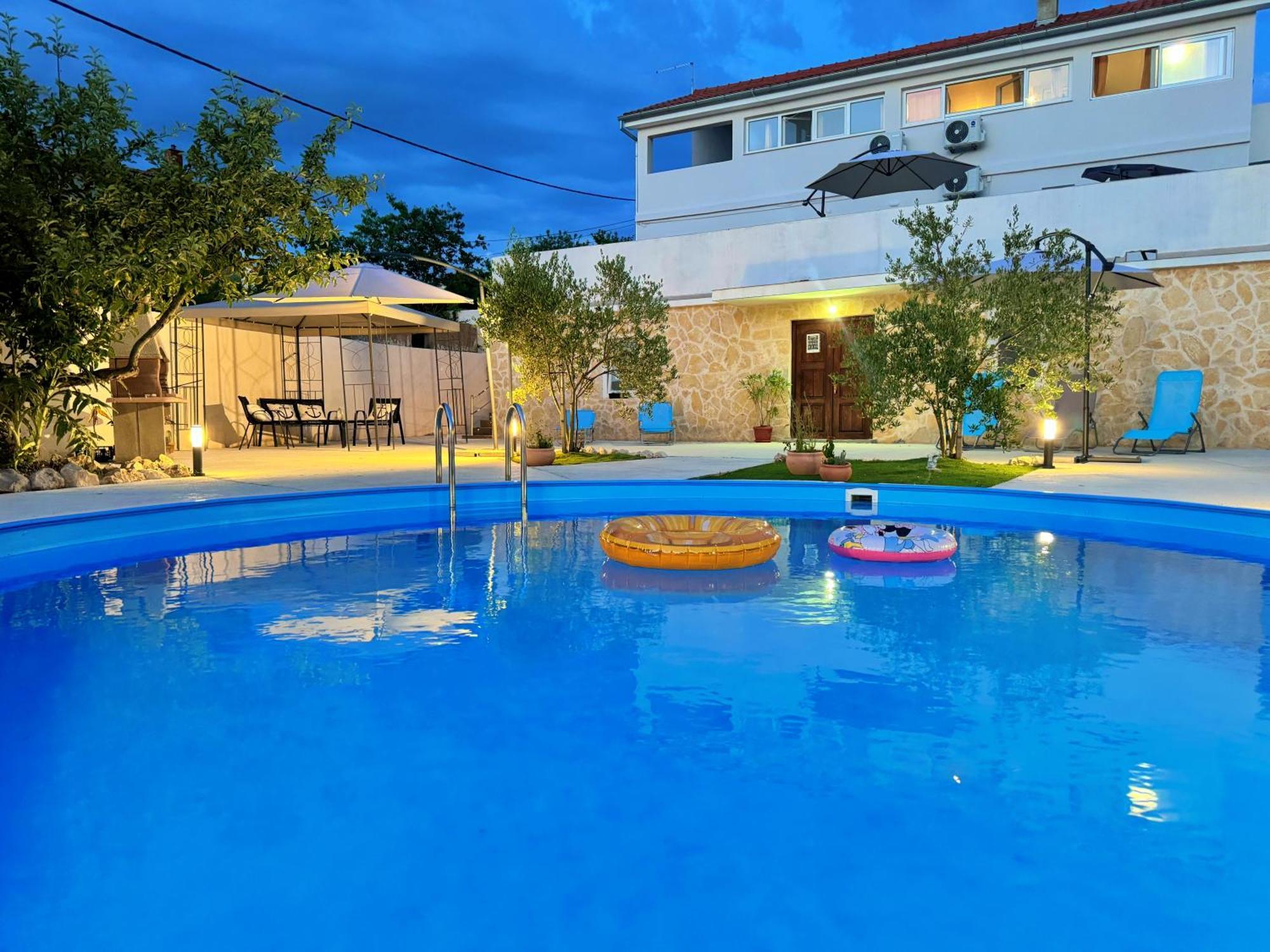 Apartments Villa Mihaela Banj المظهر الخارجي الصورة